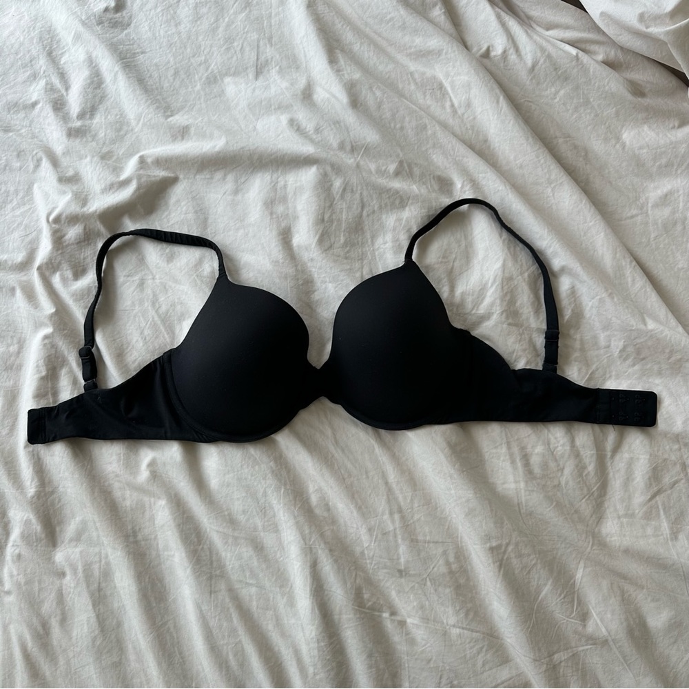 Skims Women’s Tshirt Bra 34DD
